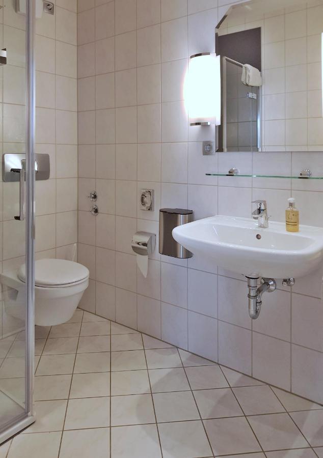 Hotel-Garni 'Zum Weinkrug' Sommerhausen Dış mekan fotoğraf